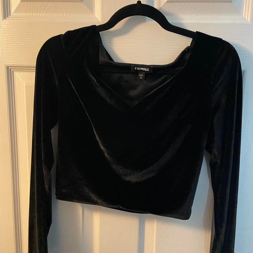 Black Velour going out top